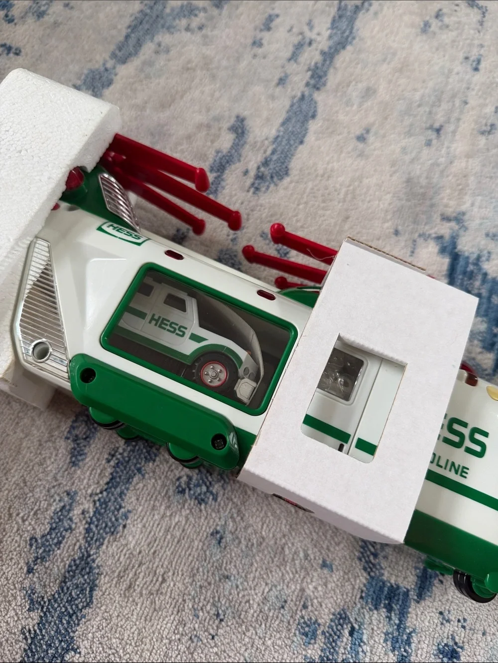 Vintage 2001 Hess Helicopter with Motorcycle and Cruiser NEW IN ORIGINAL BOX